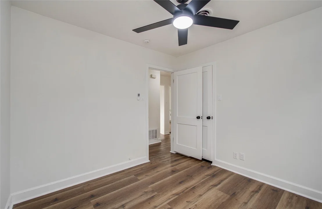 Photo of 2417 Pecan Street