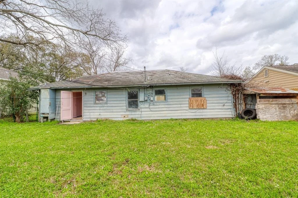 Photo of 5754 Belneath Street