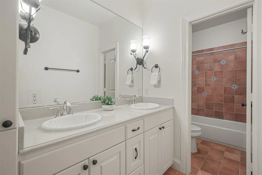 Photo of 4014 N Rondelet Drive