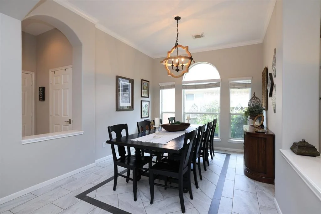 Photo of 9231 Fernwillow Drive