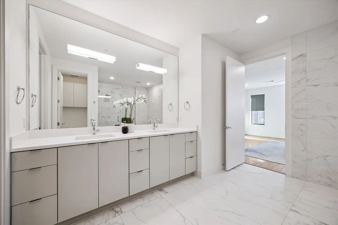 Photo of 2147 Harold Street