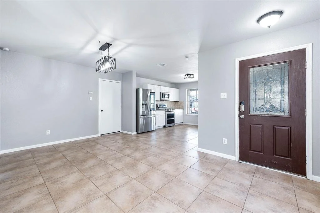 Photo of 11411 Log Cabin Lane