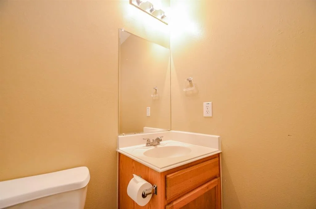Photo of 23922 Clipper Hill Lane