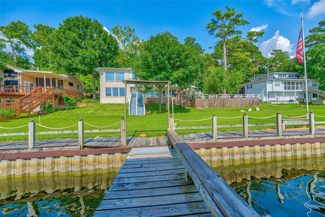 Photo of 172 Cedar Lane
