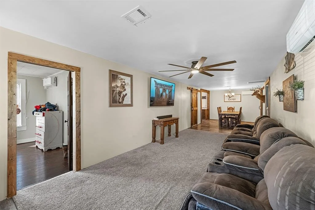 Photo of 716 Jones Road