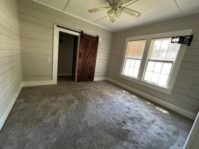 Photo of 400 N Stevenson Street
