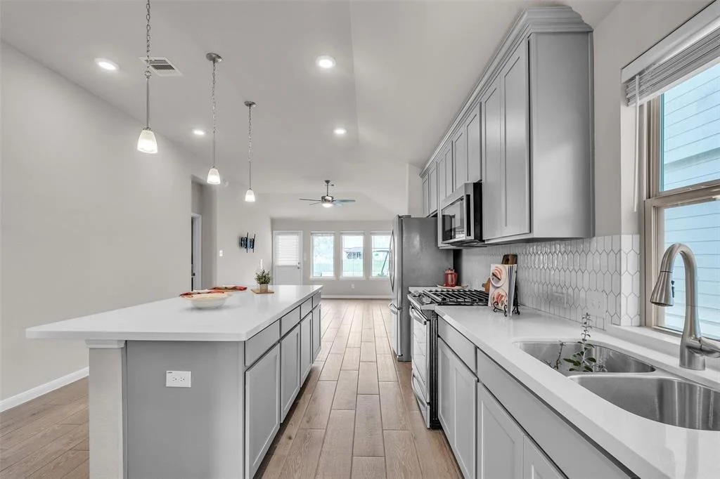 Photo of 5130 Yellow Rays Trail