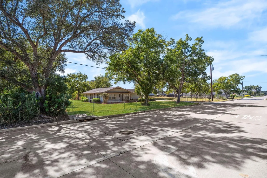 Photo of 5418 Bryan Road