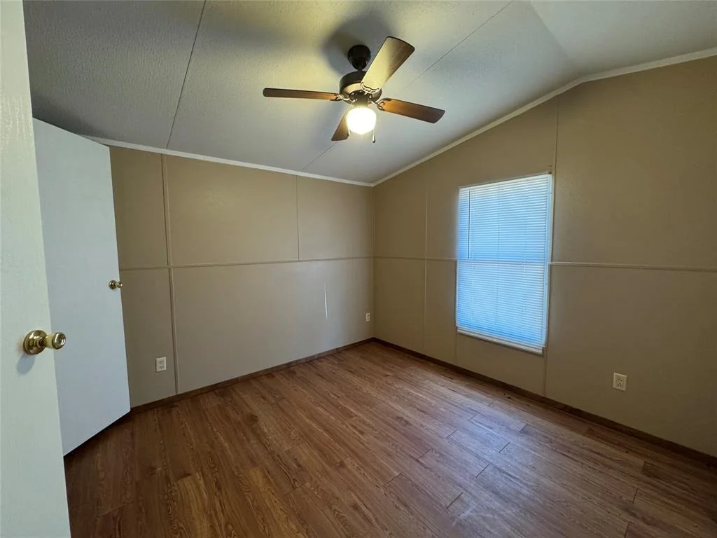 Photo of 1222 Cardinal Lane