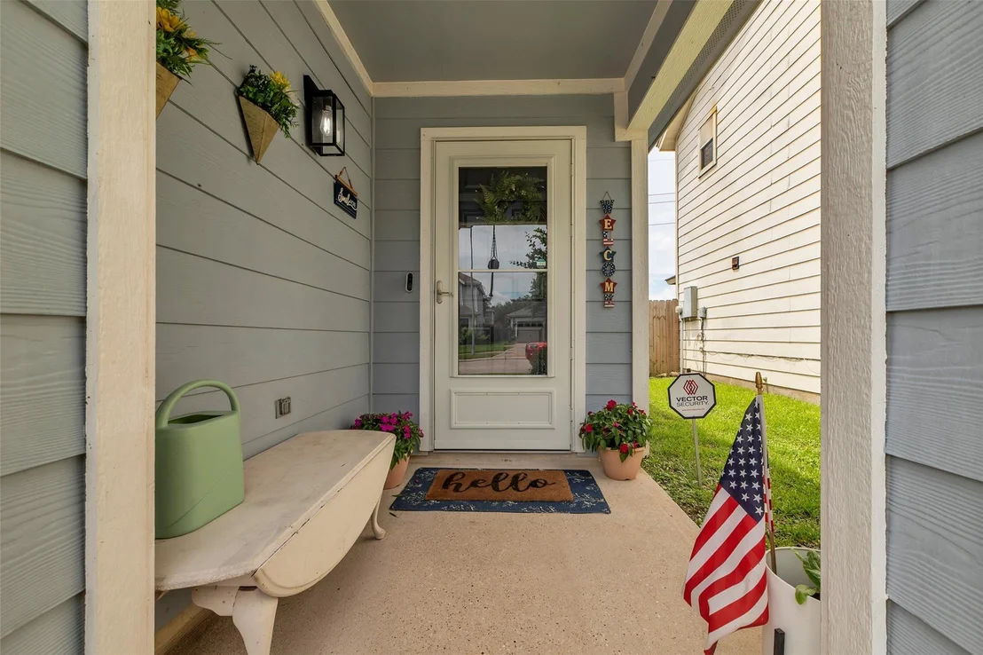 Photo of 11327 Log Cabin Lane