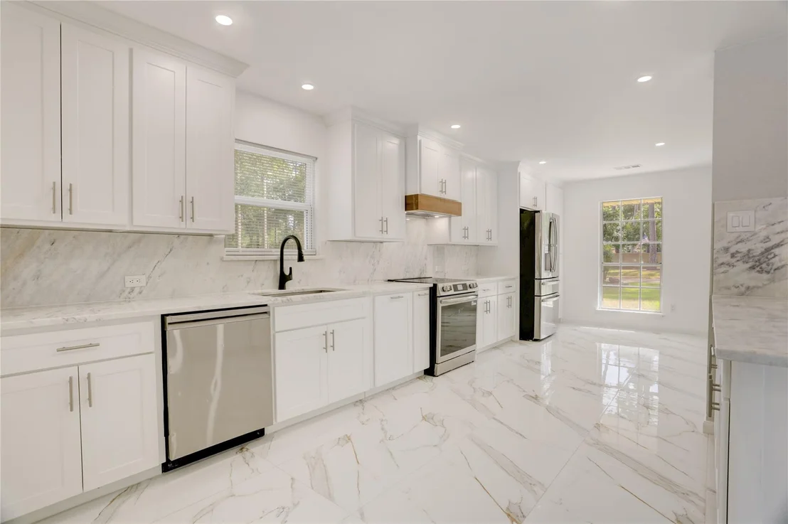 Photo of 6502 Cypress Point Drive