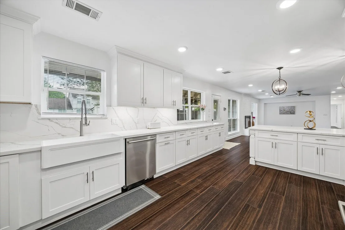 Photo of 10602 Riverview Drive