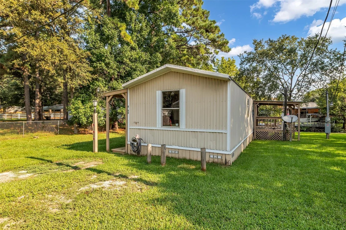 Photo of 8598 Waywood