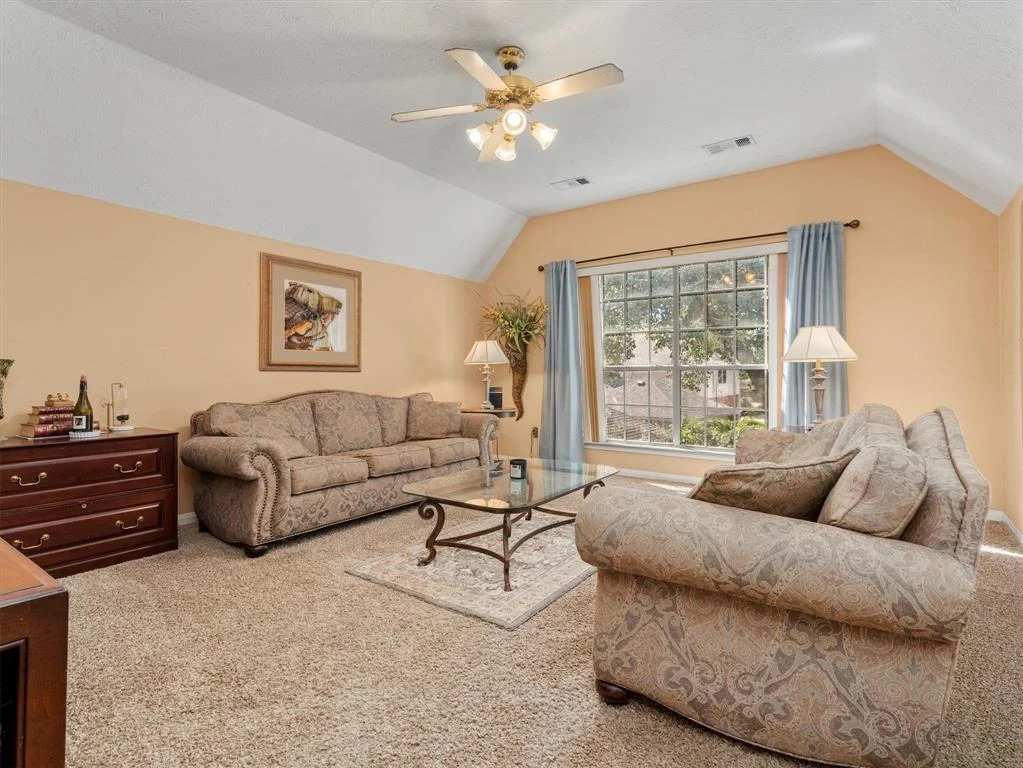 Photo of 16111 Birchview Drive