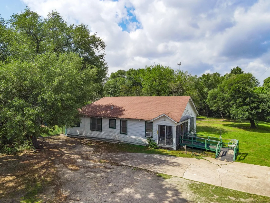 Photo of 3715 High Street