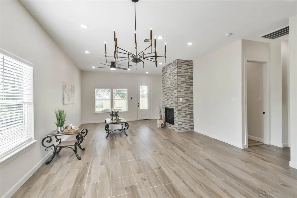 Photo of 620 Lily Street