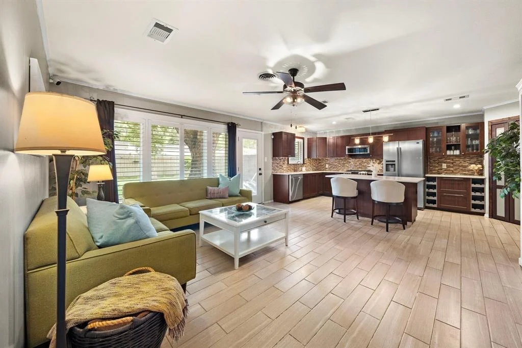 Photo of 5319 Saxon Drive