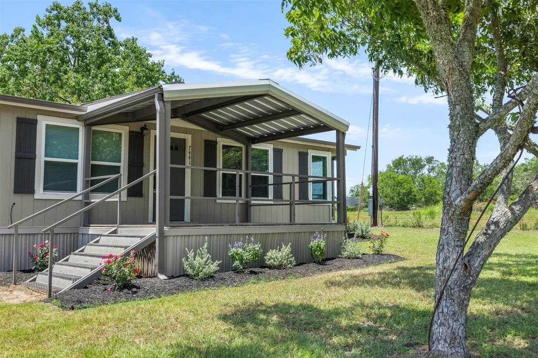 Photo of 7441 County Road 144