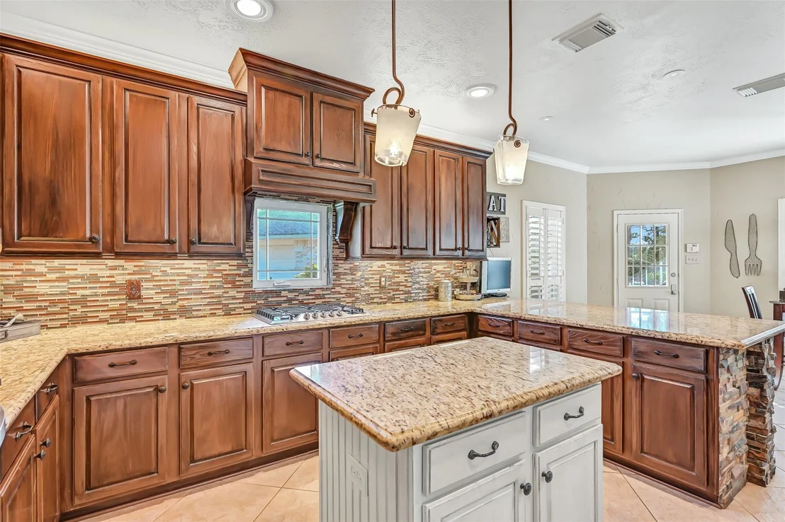 Photo of 906 High Ridge Circle