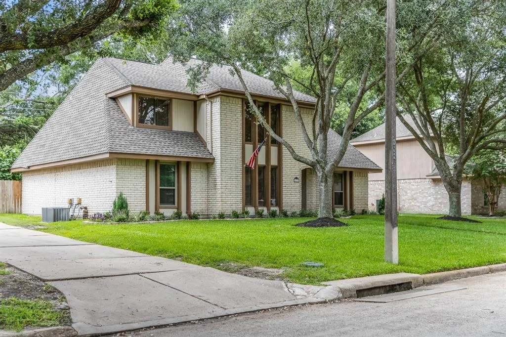 Photo of 15735 Mesa Gardens Drive