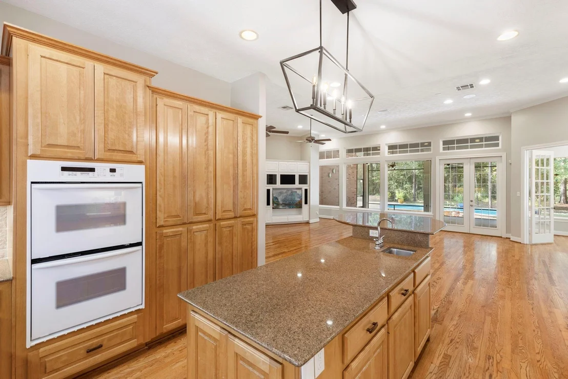 Photo of 10857 Lake Forest Drive