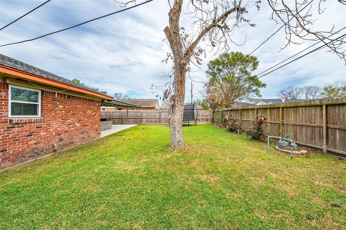 Photo of 2409 Raspberry Lane