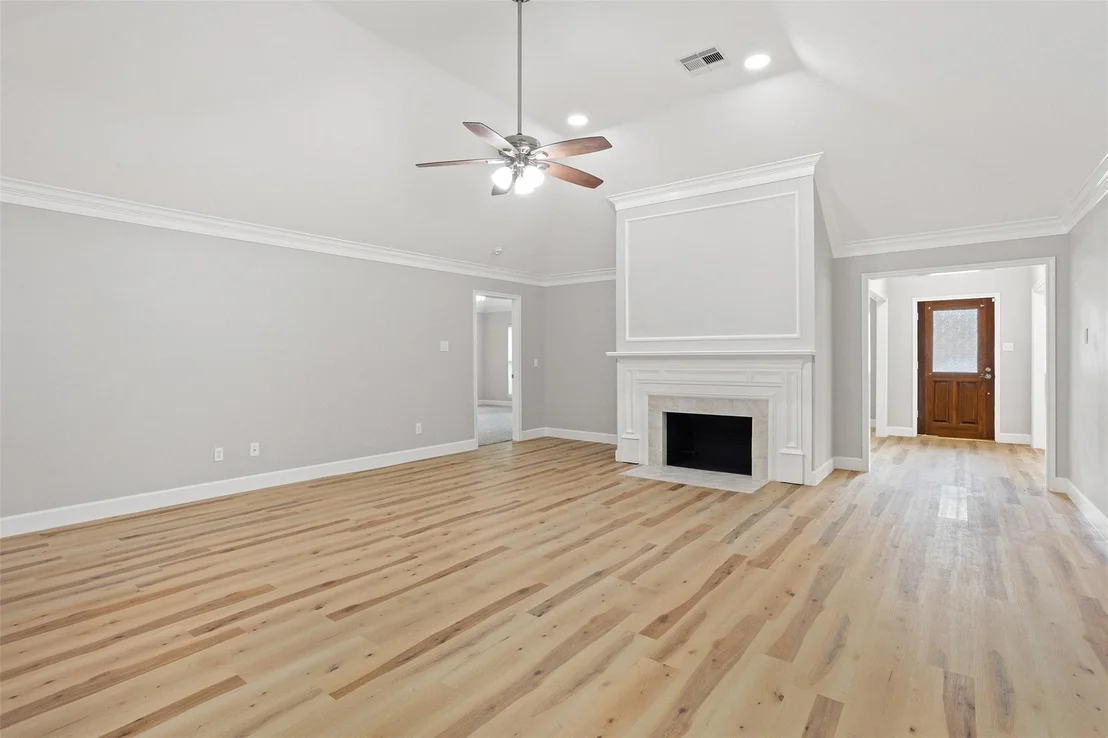 Photo of 2022 Hillside Oak Lane
