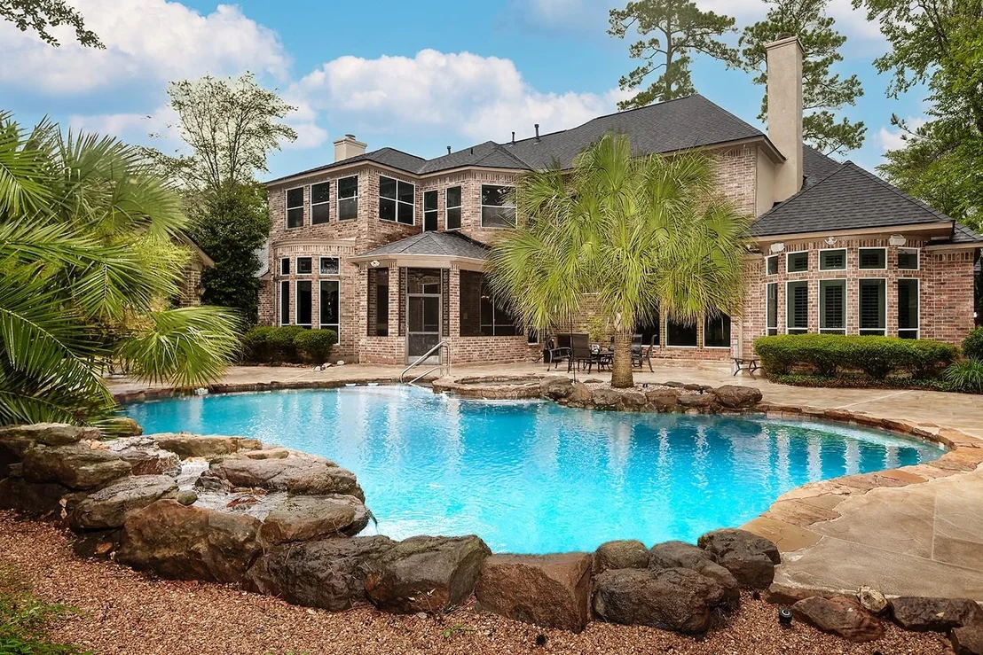 Photo of 23 Hillock Woods