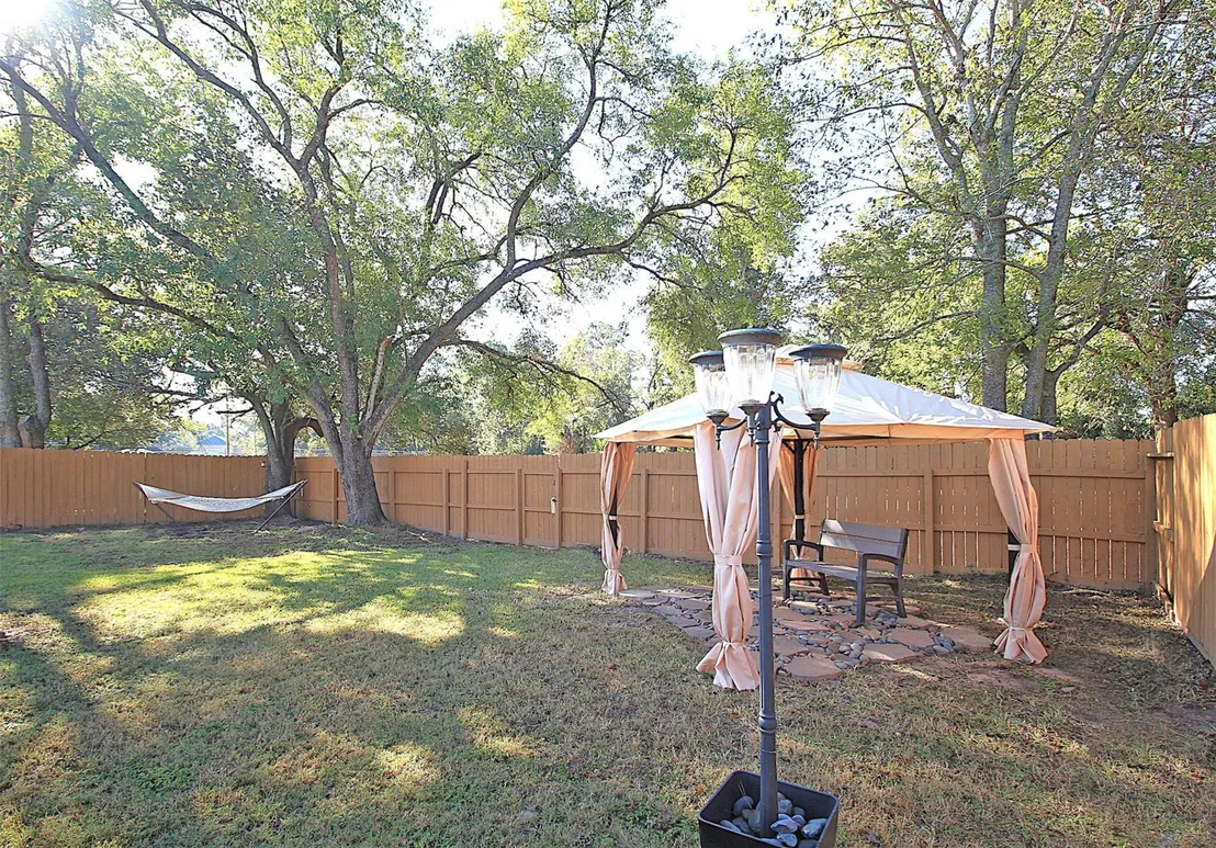 Photo of 8011 Goldengrove Drive