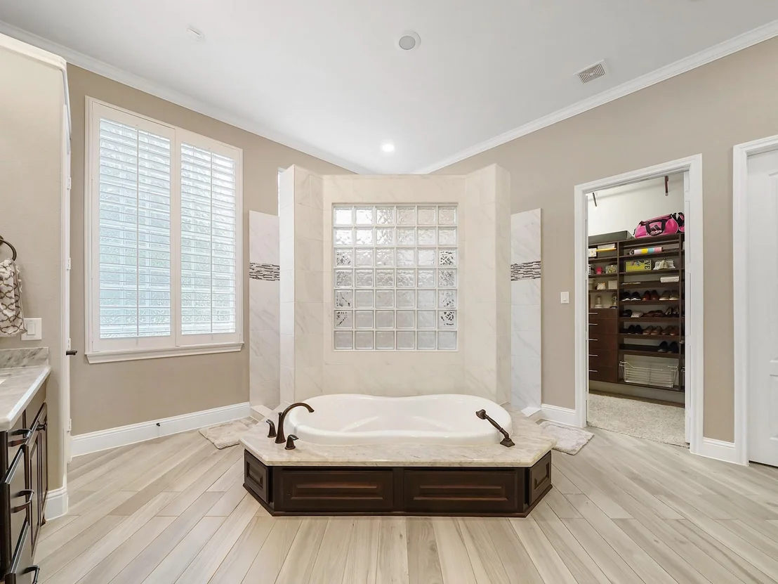 Photo of 5506 Fleming Rock Lane