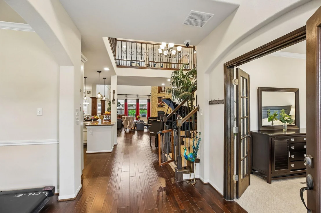Photo of 4220 Walnut Bend Drive