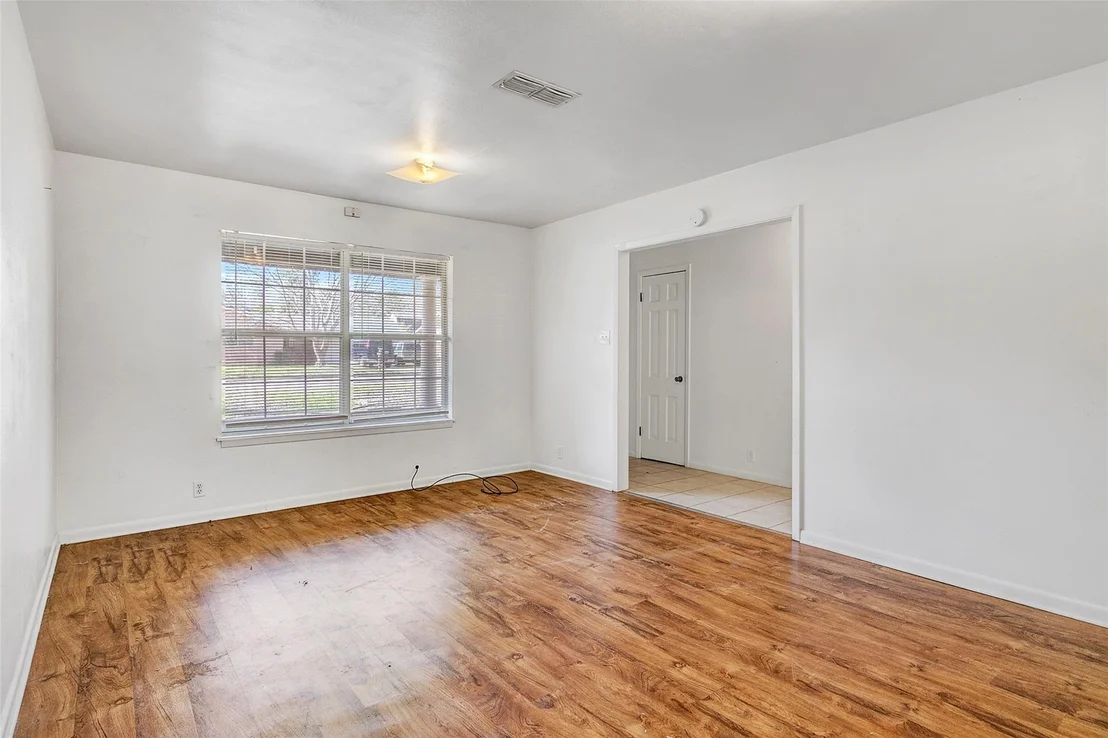 Photo of 1300 Northwood Drive
