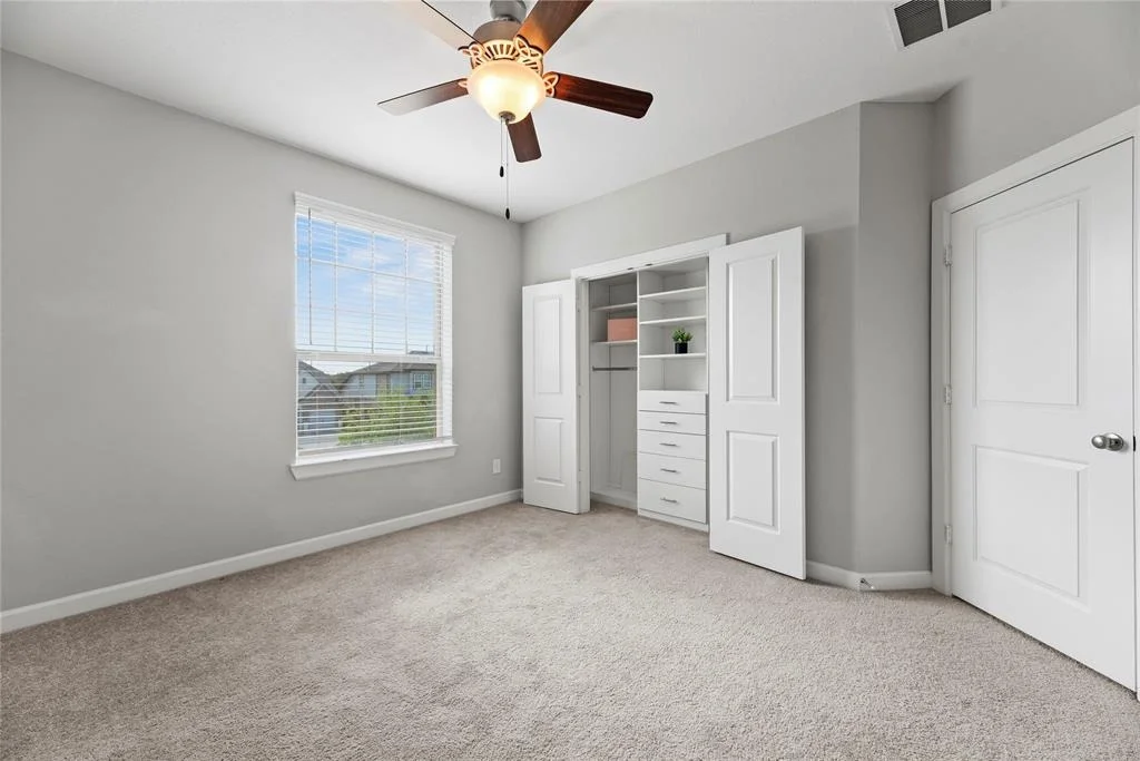 Photo of 10919 Crestwood Point Circle