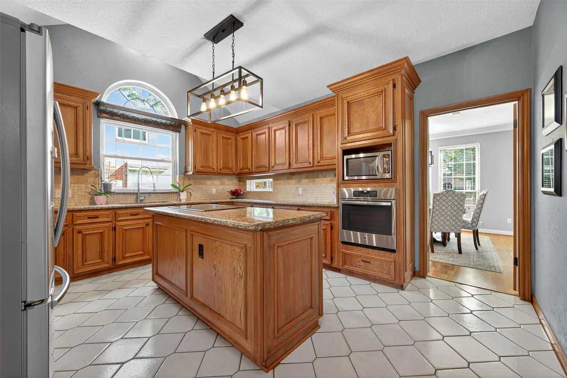 Photo of 17811 Woodlode Lane