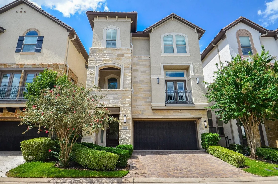 Photo of 1122 Old Oyster Trail