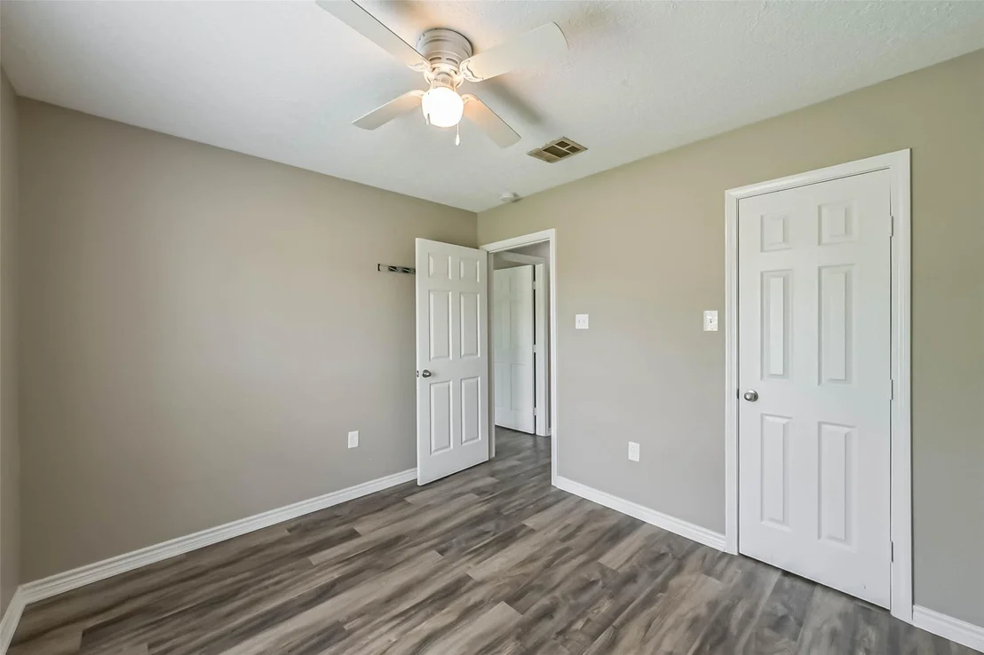 Photo of 7903 Parkglen Drive