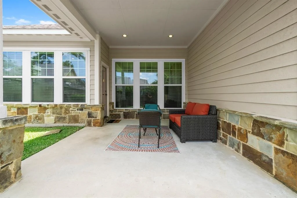 Photo of 122 Cherry Oak Lane