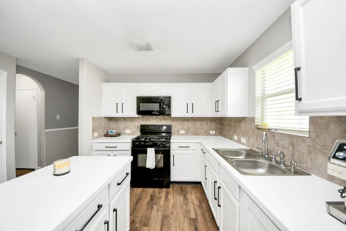 Photo of 2231 Pine Croft Drive