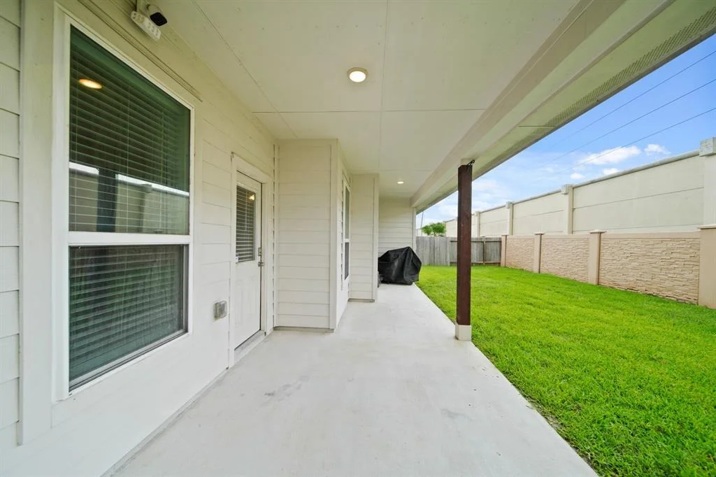 Photo of 16 Montecito Lane