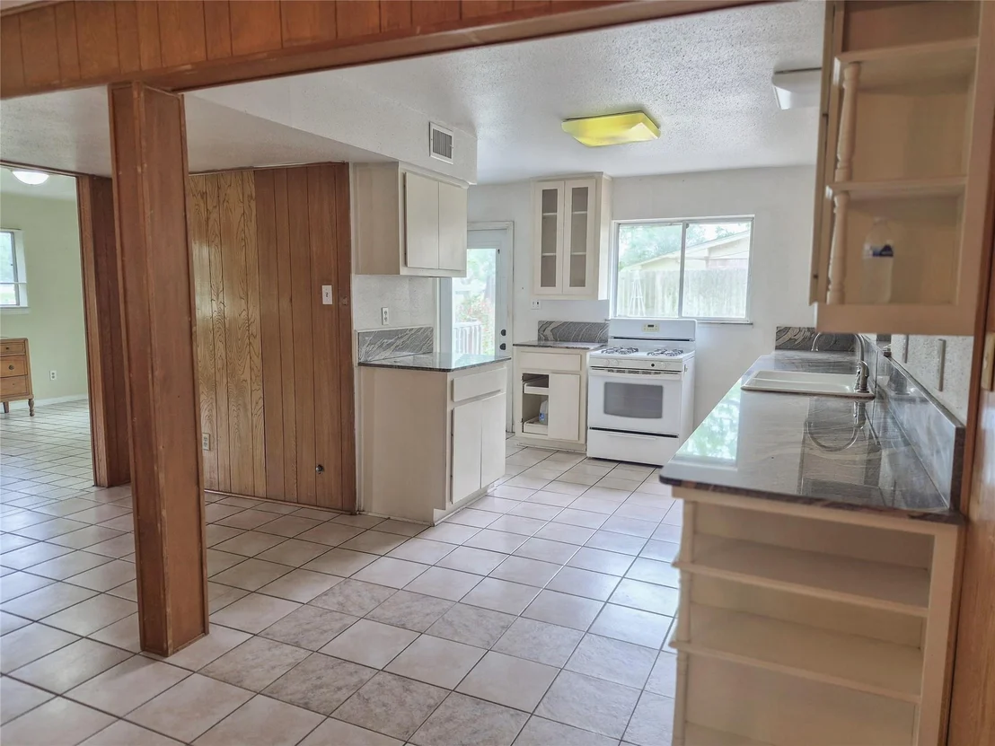 Photo of 102 Post Oak