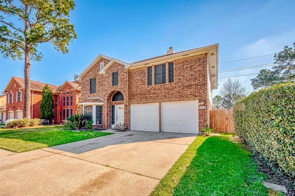 Photo of 16107 Lakestone Drive
