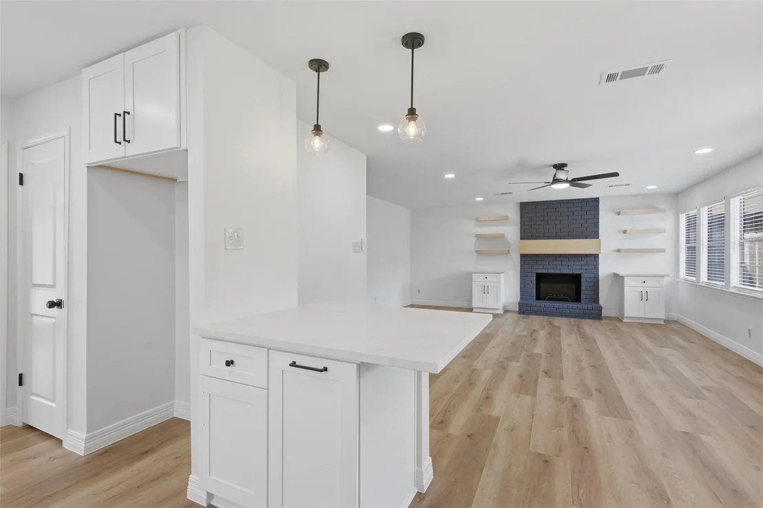 Photo of 16306 Mill Point