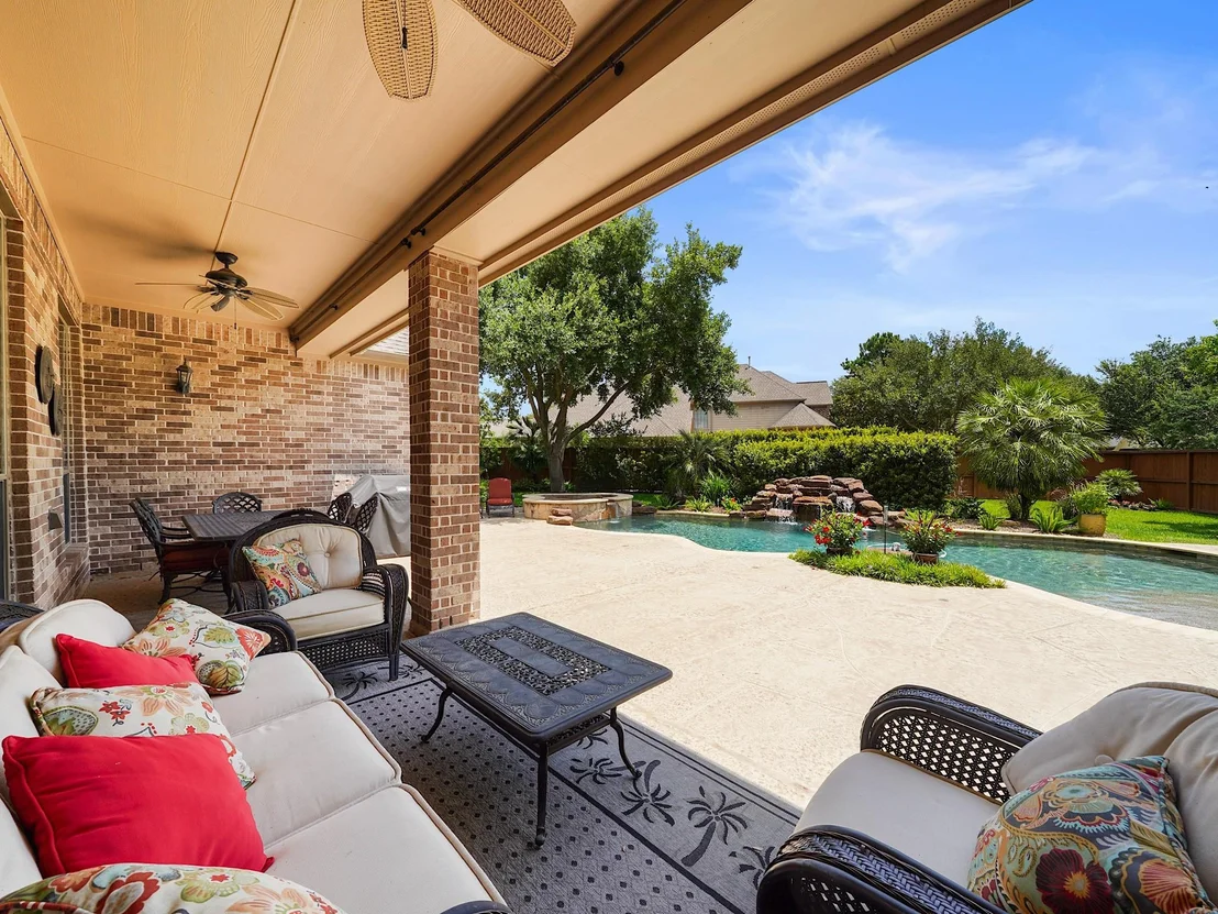 Photo of 6015 Madrone Mdw Drive