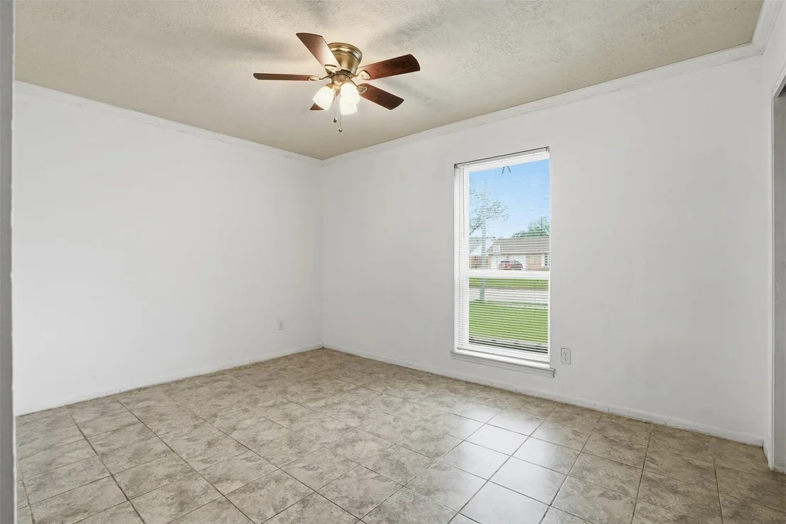 Photo of 2605 Burke Road