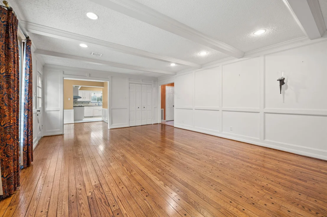 Photo of 14302 Apple Tree Road