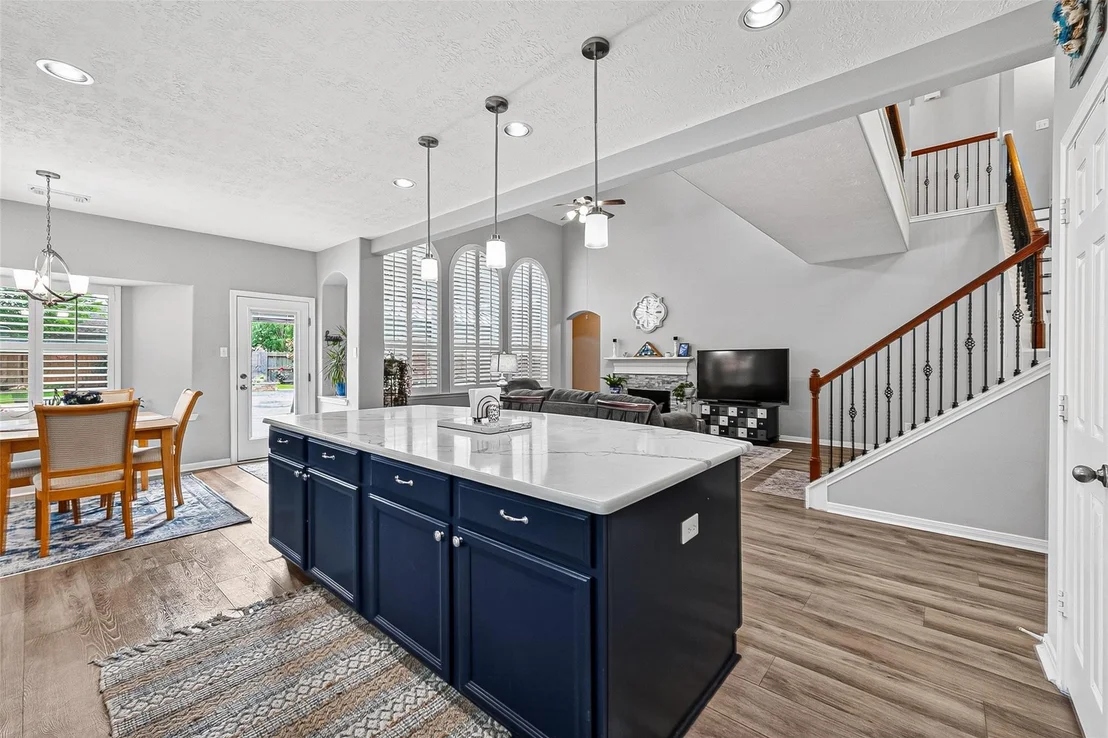 Photo of 1810 Silver Brook Lane