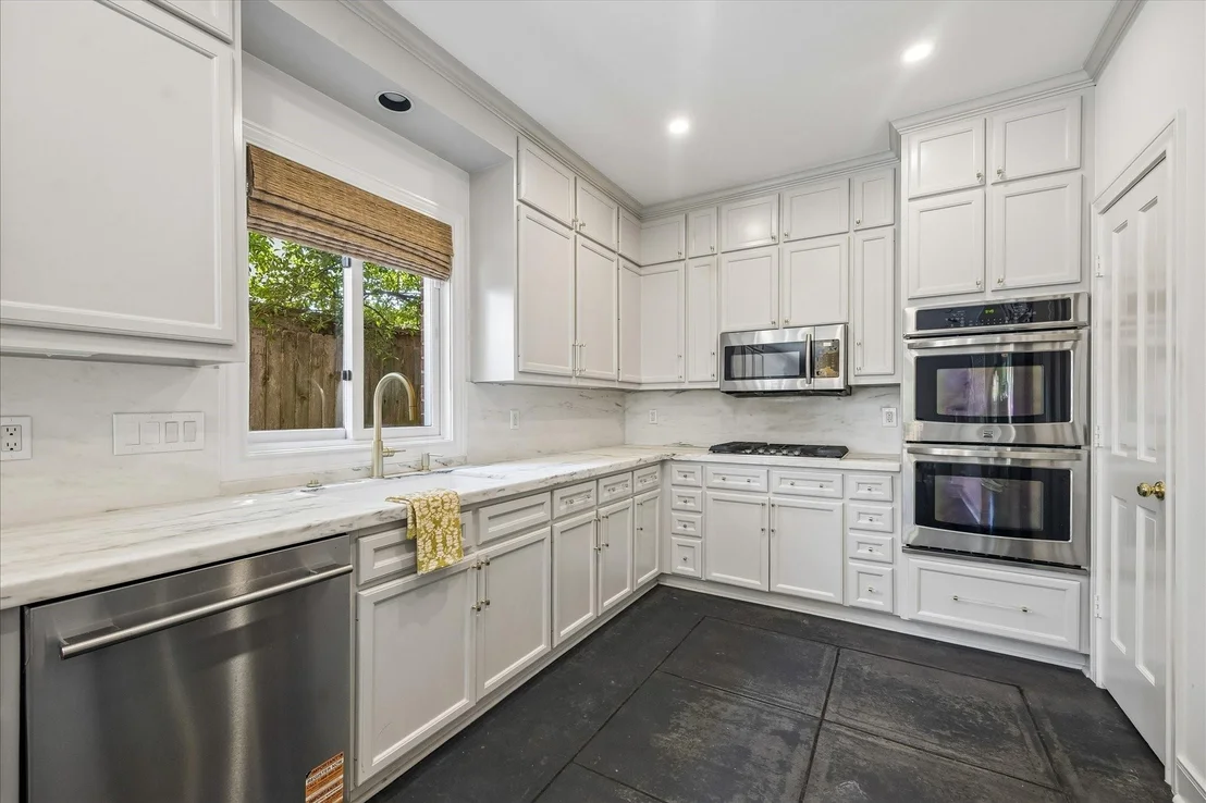 Photo of 40 Hackberry Lane