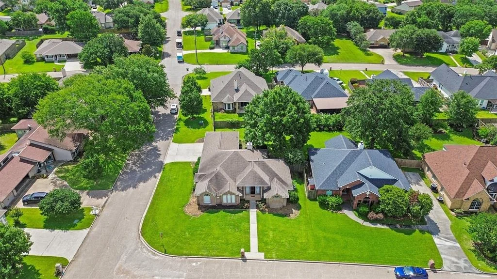 Photo of 6981 Leisure Lane