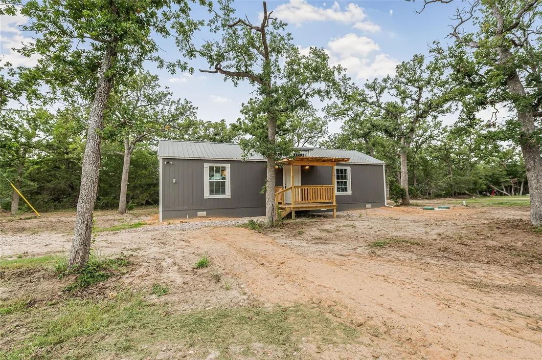Photo of 405 Wilderness Road