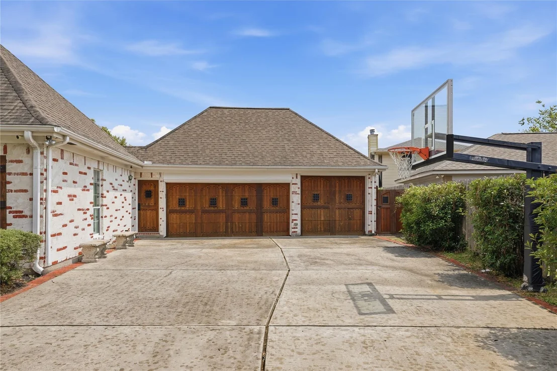 Photo of 263 Wood Loop Street